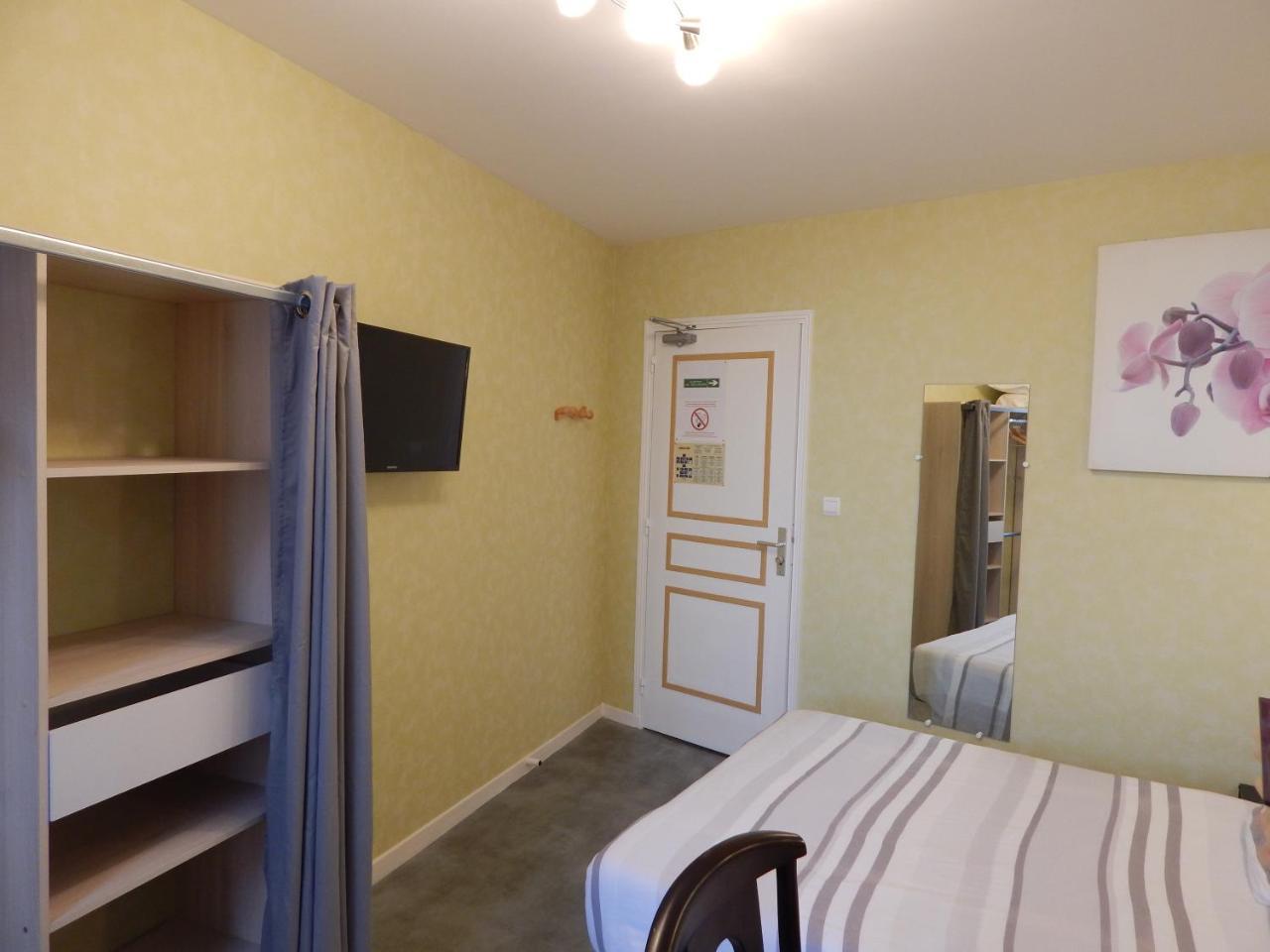 Le Lion D'Or Hotel Ouroux-en-Morvan Bagian luar foto